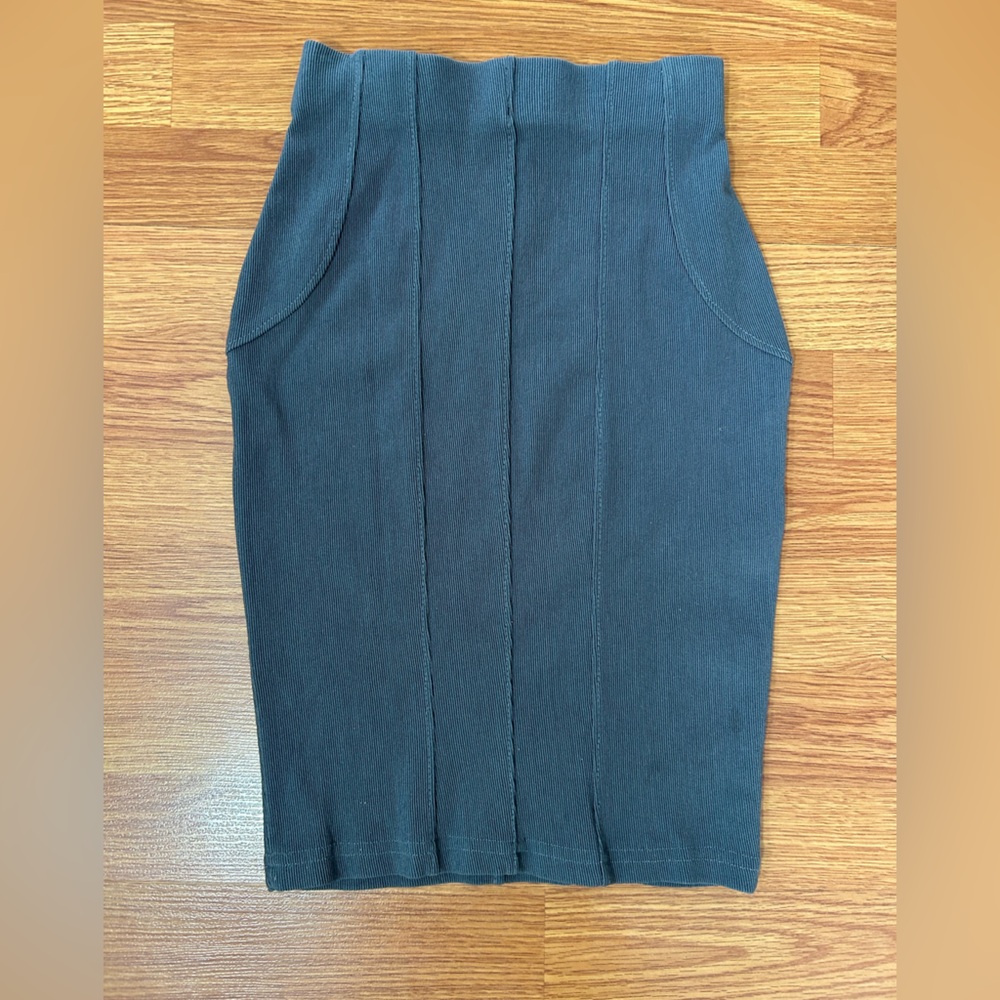 Vintage European 80’s High-Waisted Grey Pencil Skirt size XS